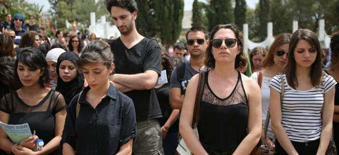 Tel Aviv University students commemorate the Nakba, May 13, 2013 (Activestills.org)